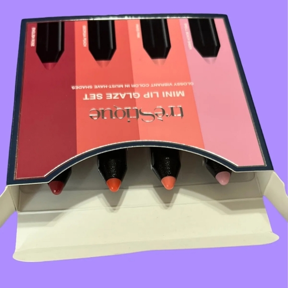 TRÈSTIQUE Mini Lip Glaze Set of 4 NEW - Picture 11 of 16